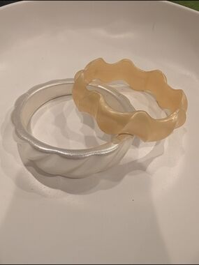 Vintage Chunky Resin Bangle Set - Pearl White & Honey Amber